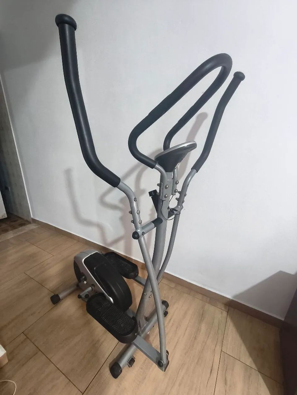 ELÍPTICO USADO E EM BOM ESTADO