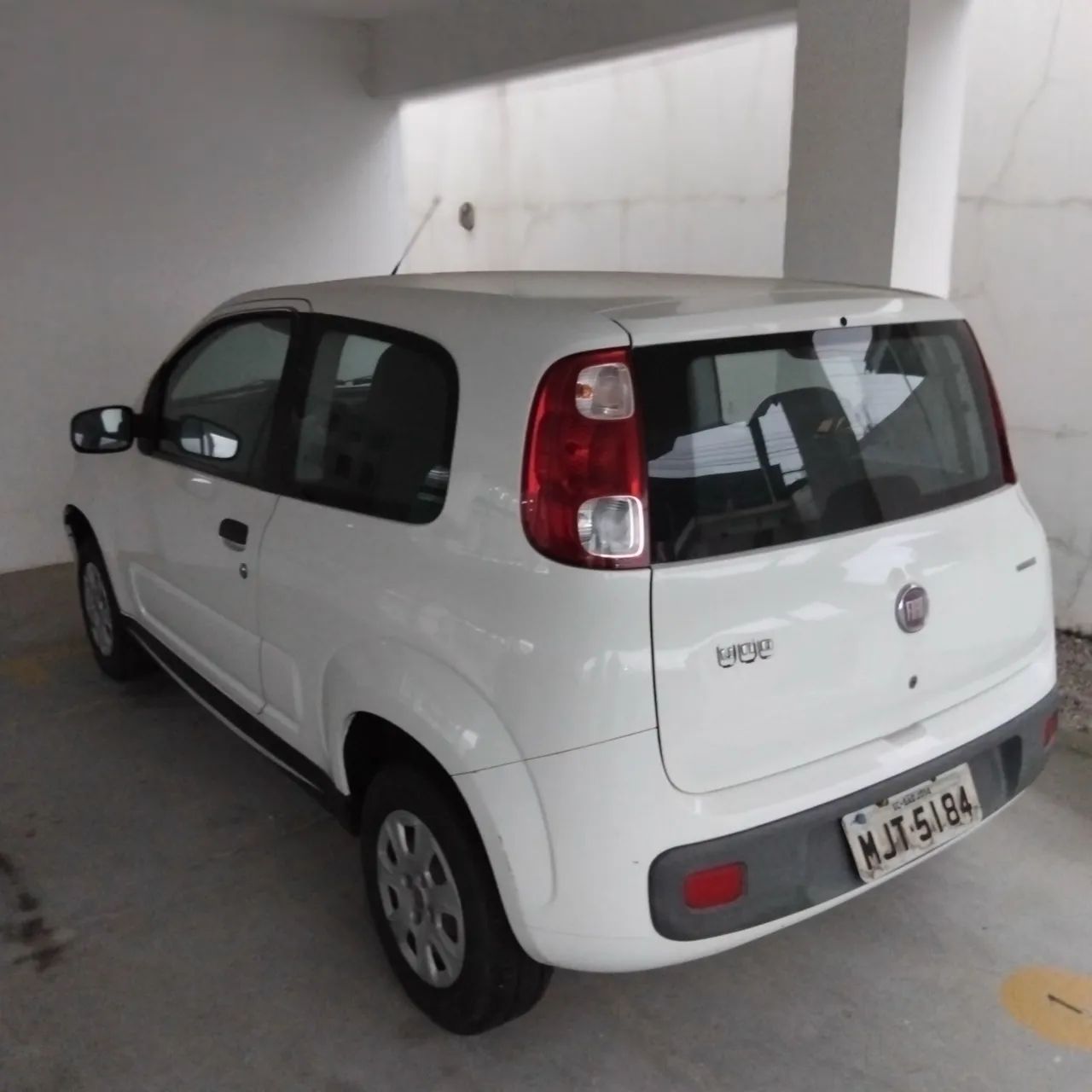 Fiat Uno Vivace 1.0 EVO Fire Flex 8V 3P 2012 - Foto 2