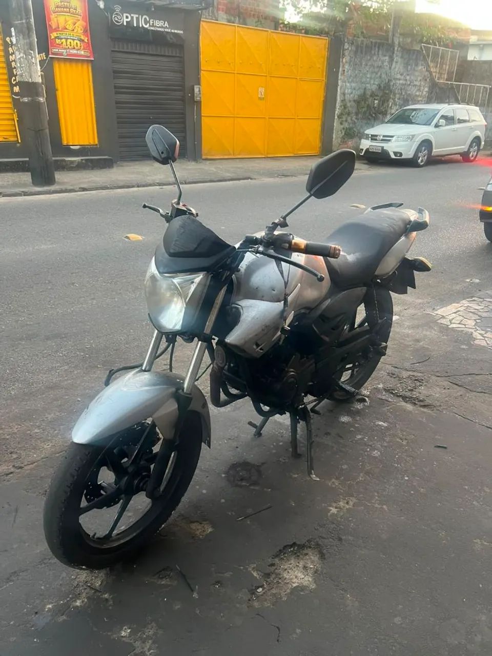 Moto Apache