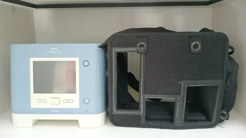 Respirador Mecânico Trilogy 100 Respironics (Usado) - Foto 3