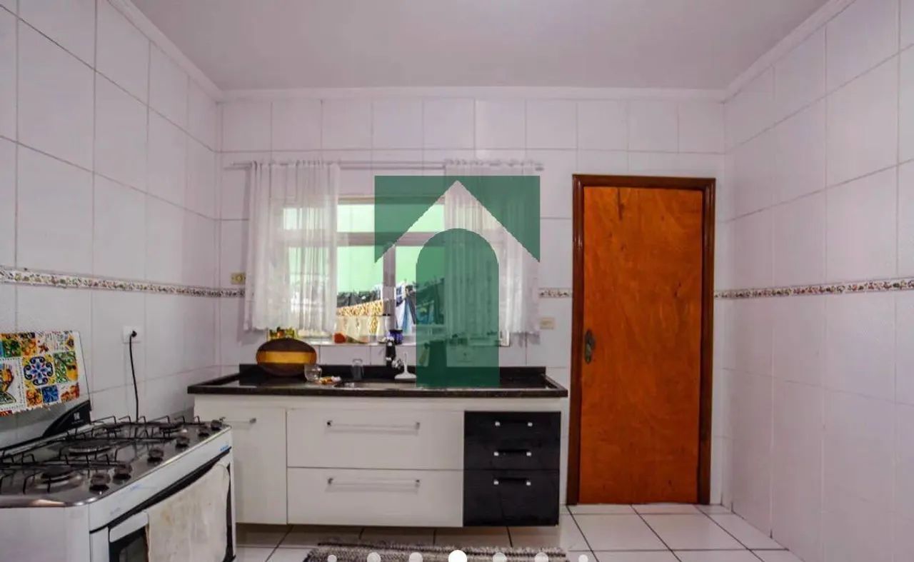Sobrado à venda com 226m² 2 quartos e 2 vagas (Vila Humaitá) - Foto 2