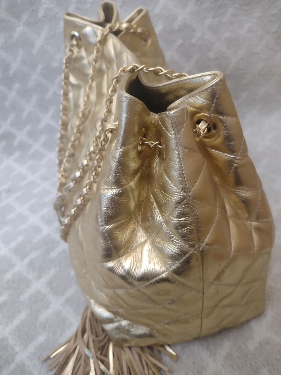 BOLSA DOURADA DE COURO - Foto 2