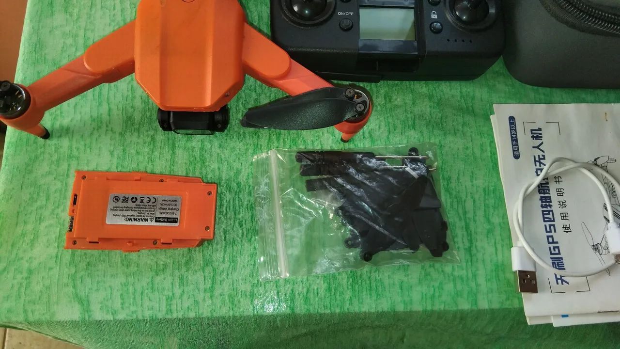 Drone L900 Laranja GPS Wi-Fi FPV com Controle e Maleta - Funcionando - Leia a Descrição - Foto 3