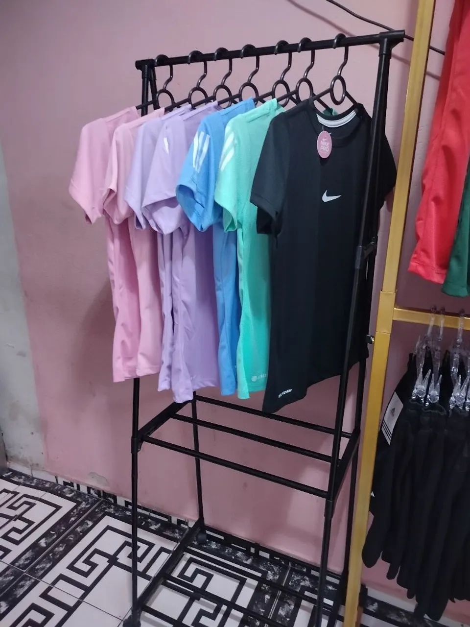 Cabide Cabideiro arara para roupa  - Foto 3