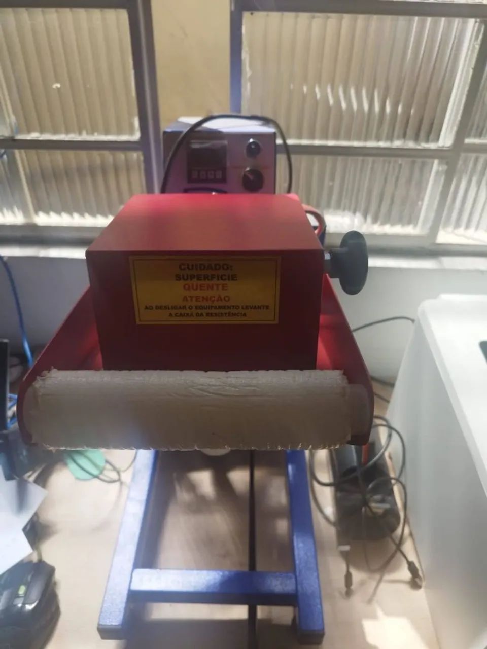 MÁQUINA GIRO DE ESTAMPAR ACRÍLICO  - Foto 4