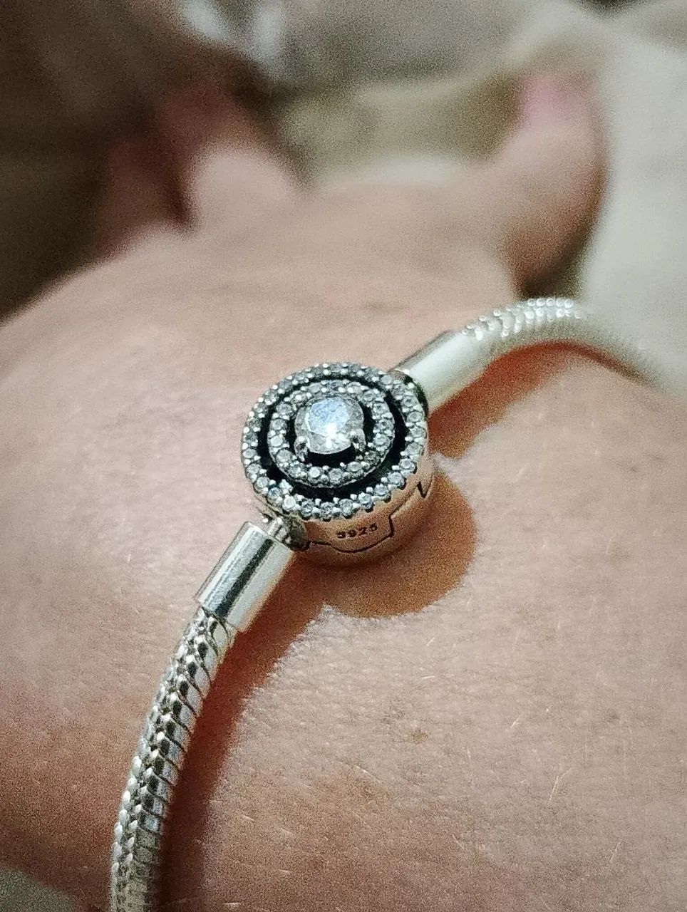 Linda Pulseira/Berloqueira em Prata 925 fecho cravejado de Zirconias  - Foto 5