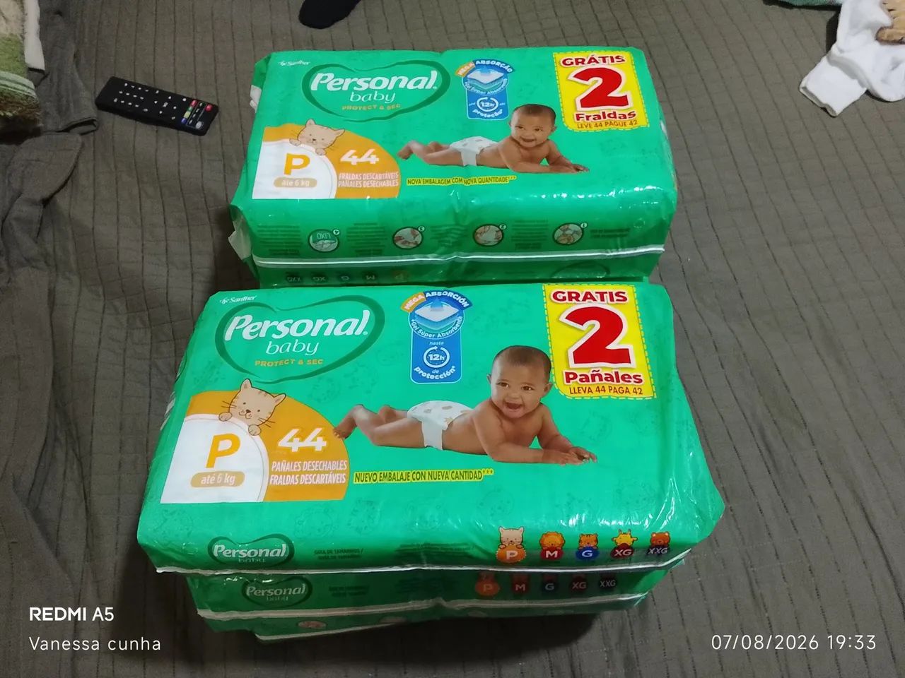 Vendo 6 pacotes de fraldas personal