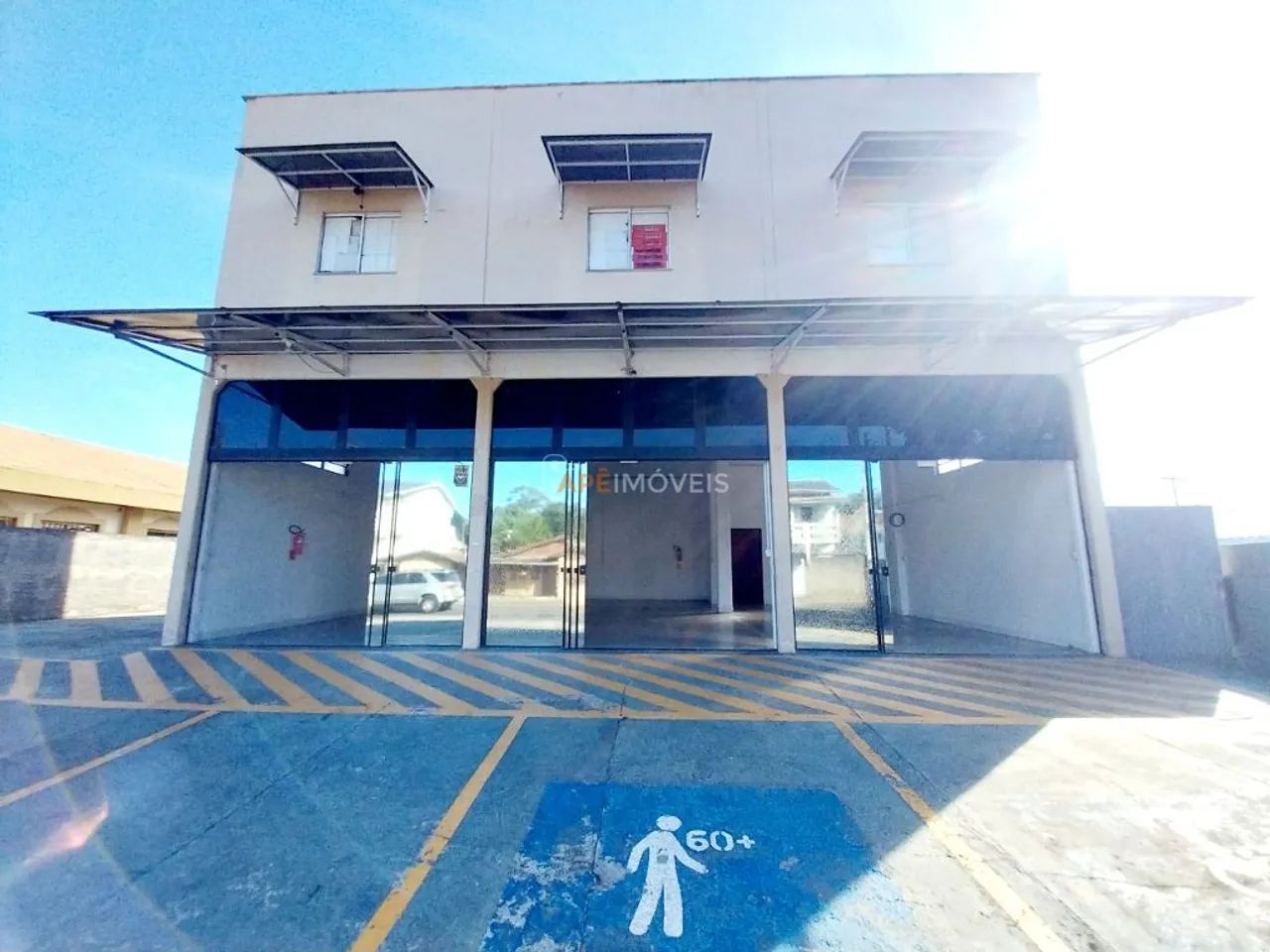 Sala Térrea para locação Grande Santa Luzia