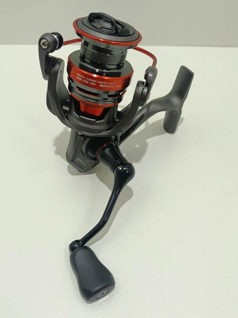 Molinete de Pesca Handing M1 Elite 2000 - Foto 4
