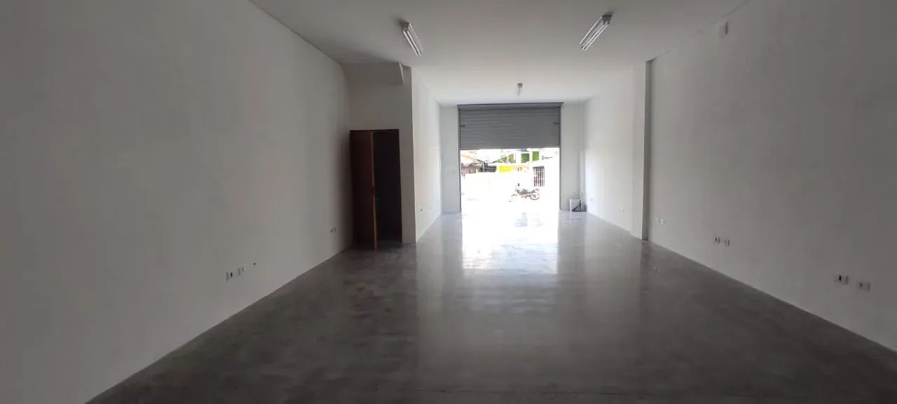 Ponto comercial a venda com um lindo sobrado na parte superior, no centro da cidade de Ibi - Foto 2
