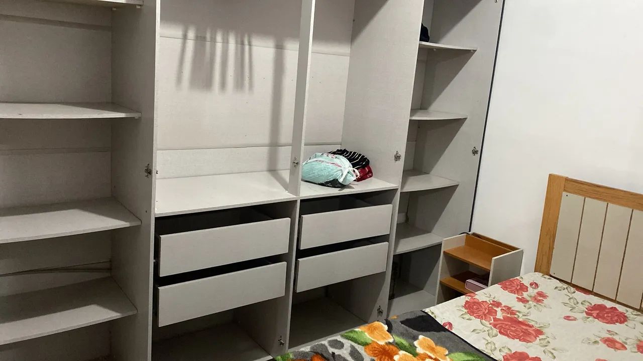 Vende-se Guarda Roupa - Foto 2