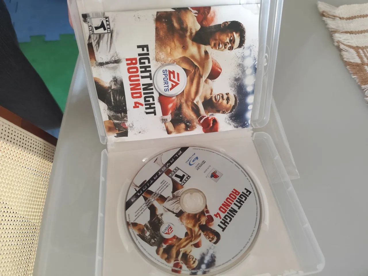 Jogo: Fight Night Round 4 (PS3) - Foto 3