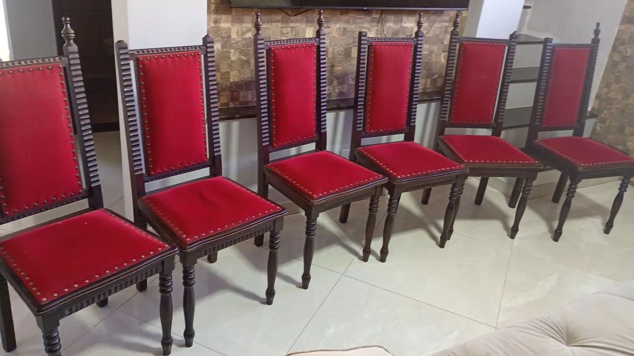 Cadeiras antigas - Foto 2