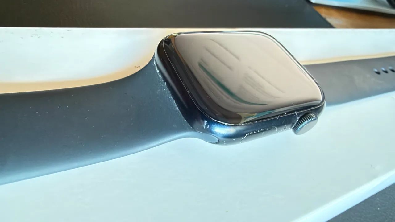 Apple Watch 7 - 45 mm - Foto 4