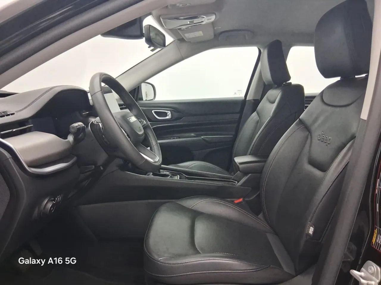 Jeep Compass LONG. T270 1.3 TB 4x2 Flex Aut., foto 16 de 18