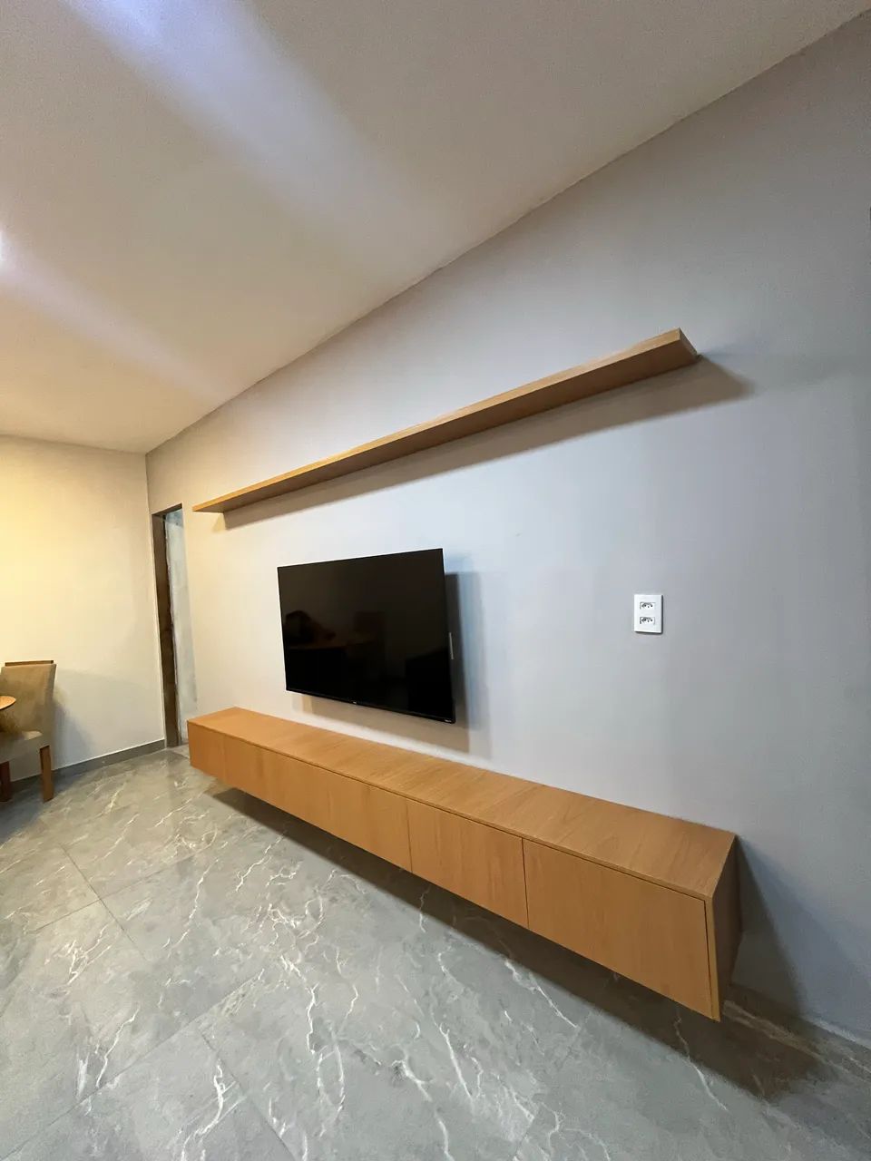 TRABALHAMOS COM MOVIES PROJETADOS, 100% MDF!