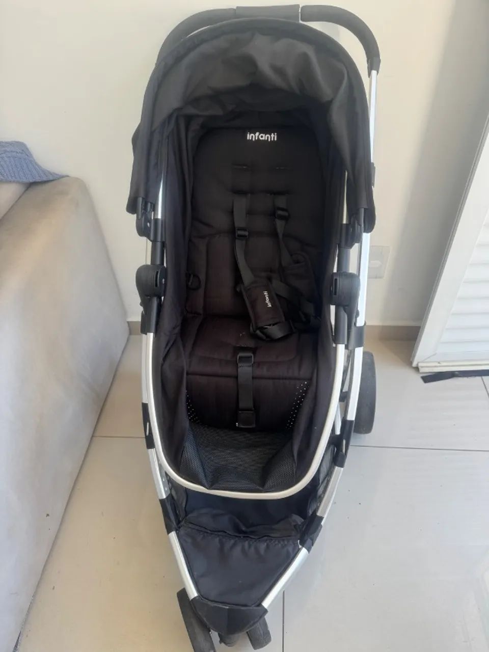 Carrinho de bebê + bebê conforto infanti - Foto 5