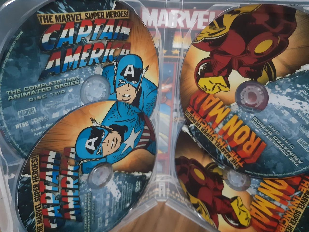 Dvds Marvel Super Heroes coleção clássica  - Foto 2