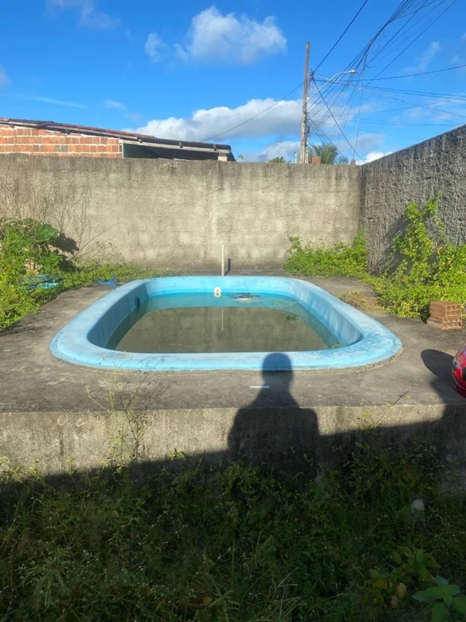 Terreno 10x8 com piscina todo  murado - Foto 2