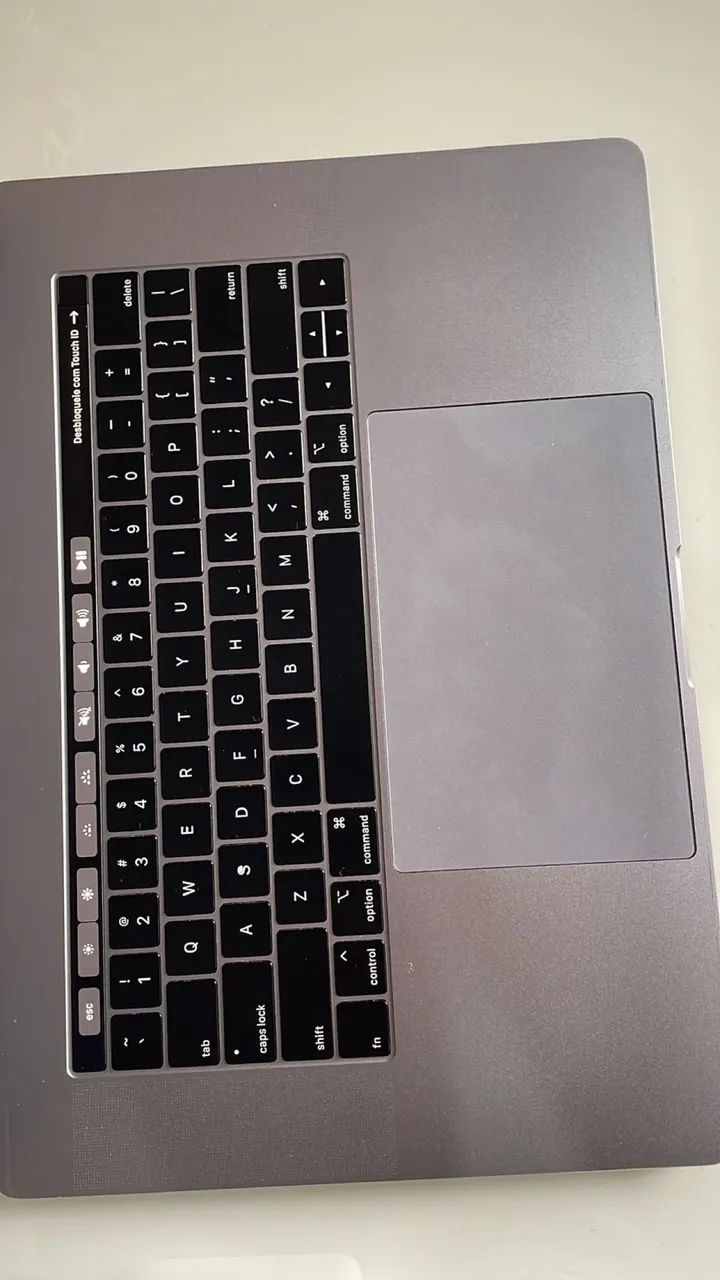 MACBOOK PRO 2019 - Foto 2