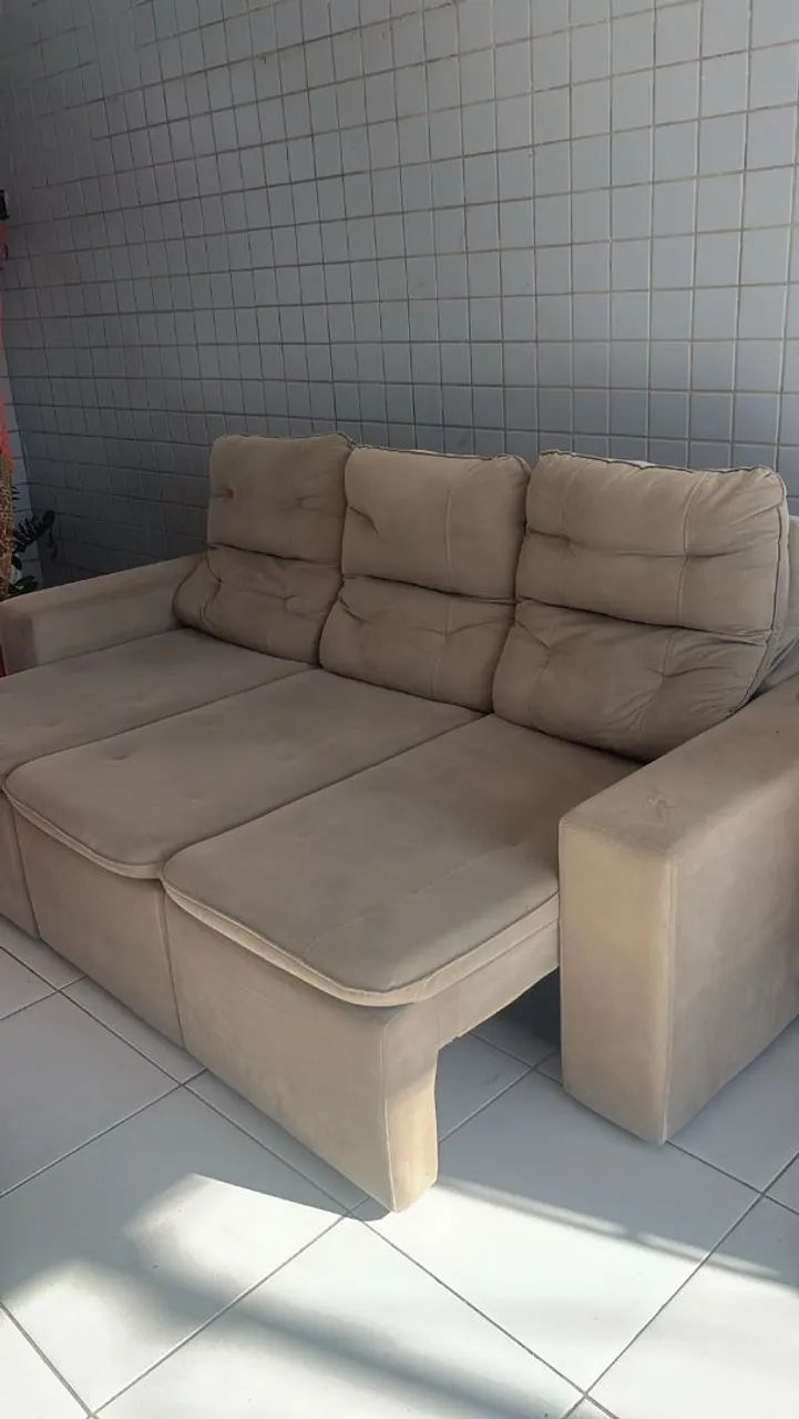 Sofá retrátil 3 lugares. - Foto 3