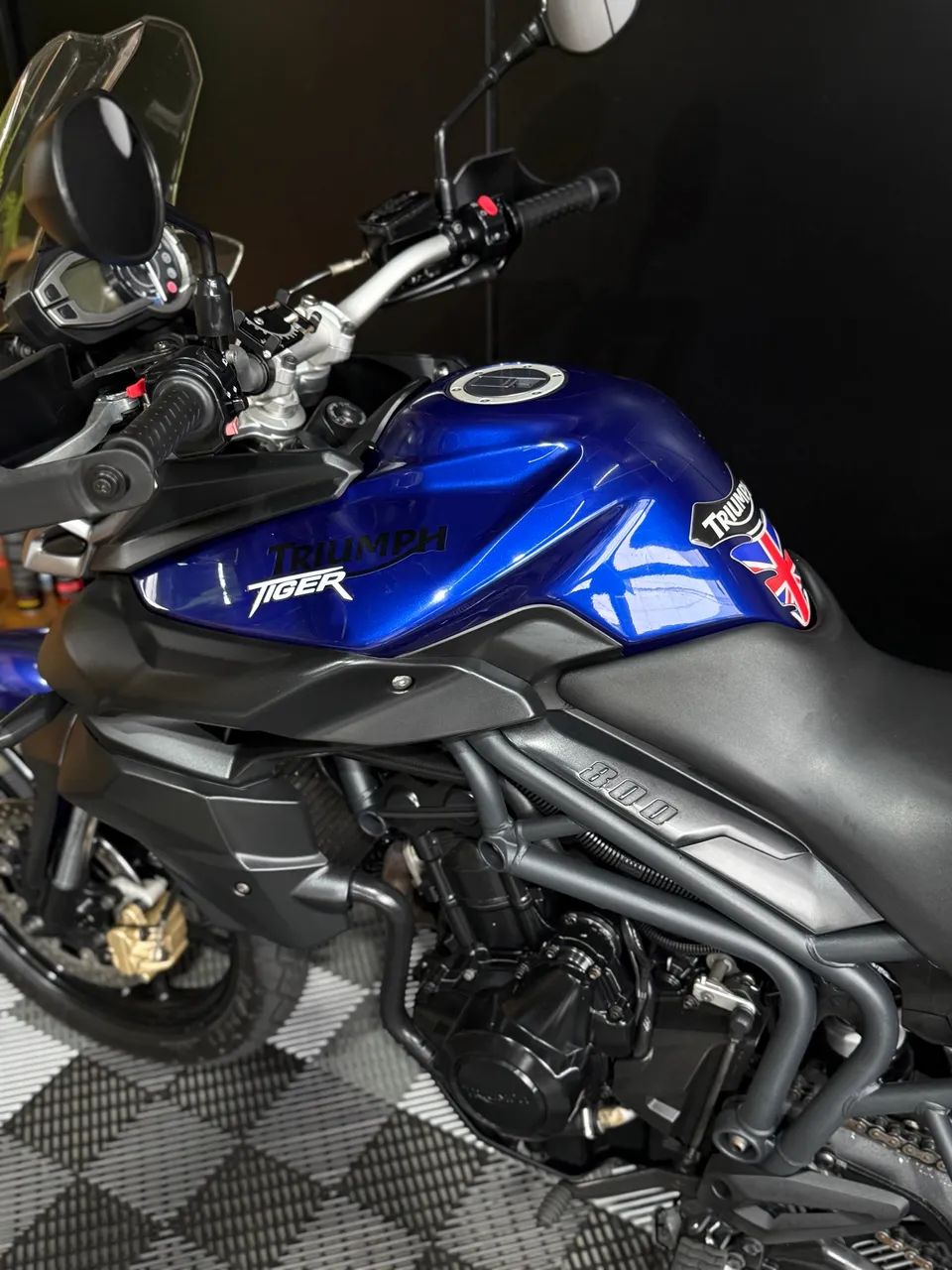 Triumph 800 2014 - 1519071547 | OLX