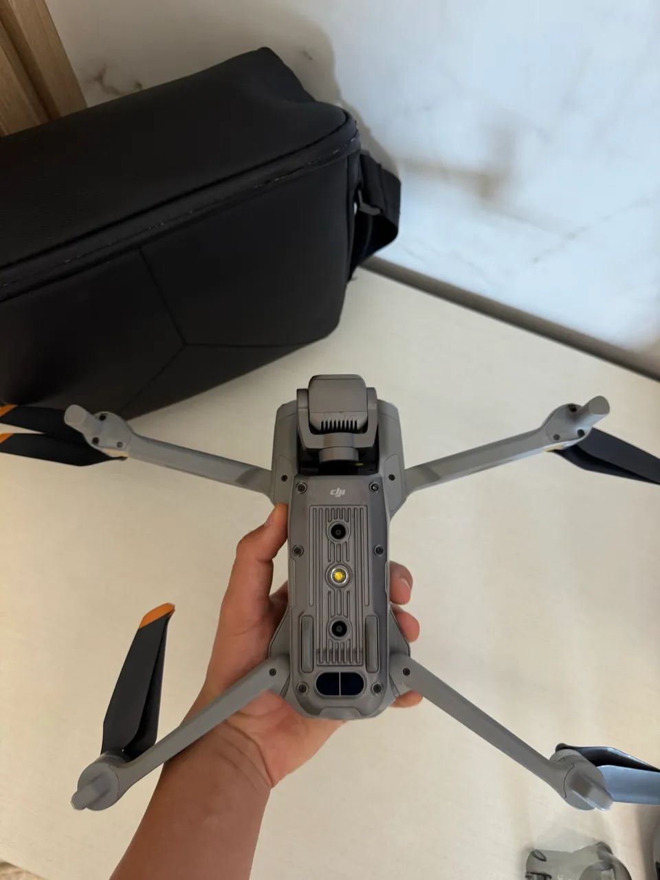 DRONE DJI AIR 2S FLY MORE COMBO SEMINOVO - Foto 2