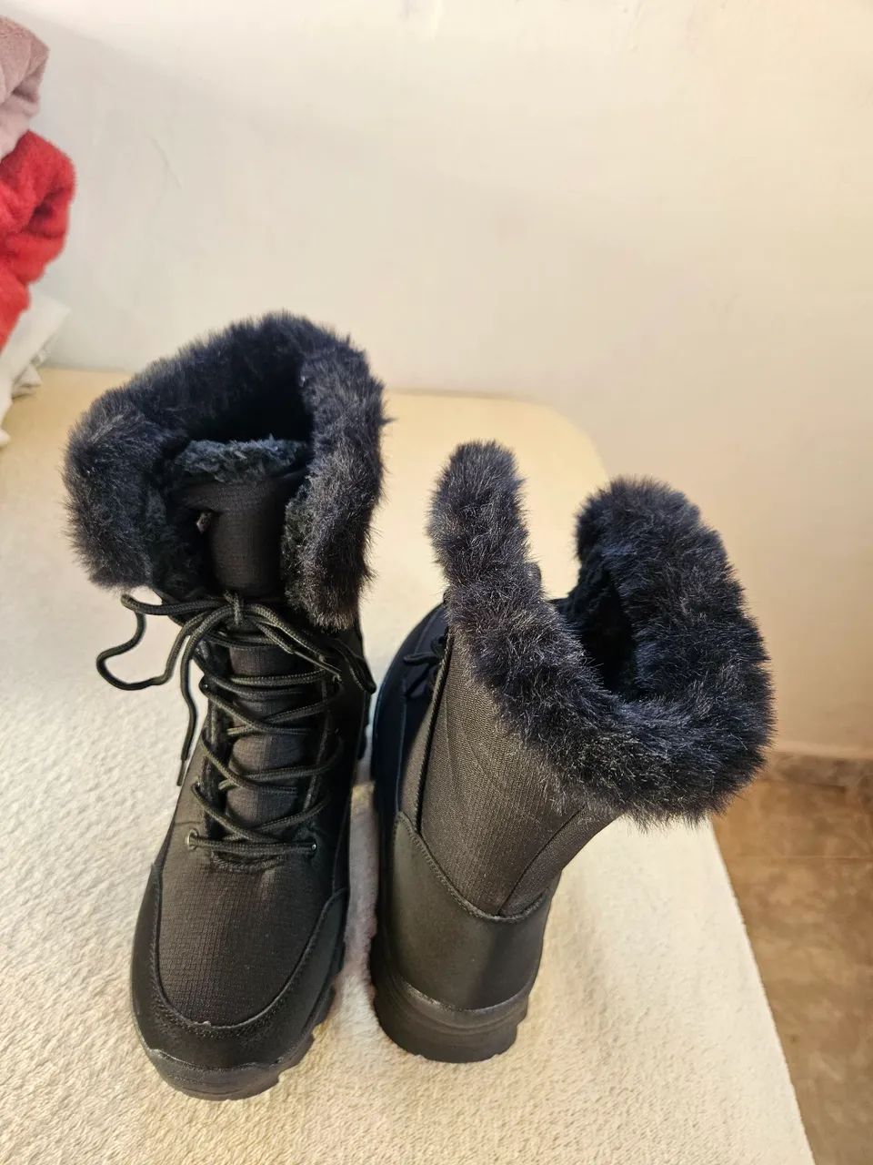 Botas para neve no n° 33/34 nunca usada - Foto 2