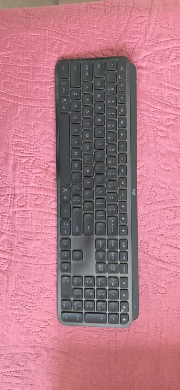 Teclado Logitech MX Keys