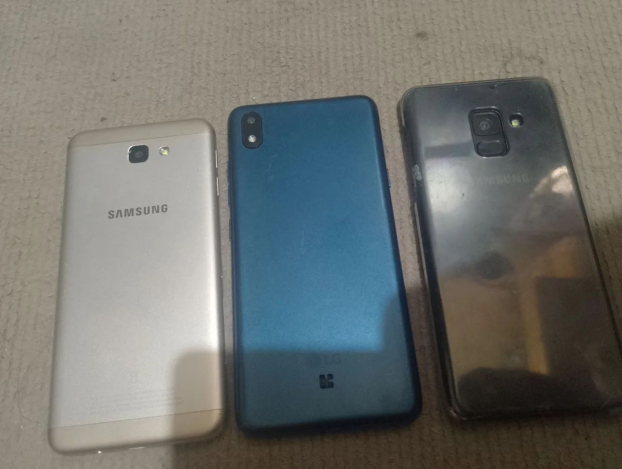 Lote de celulares pra prca