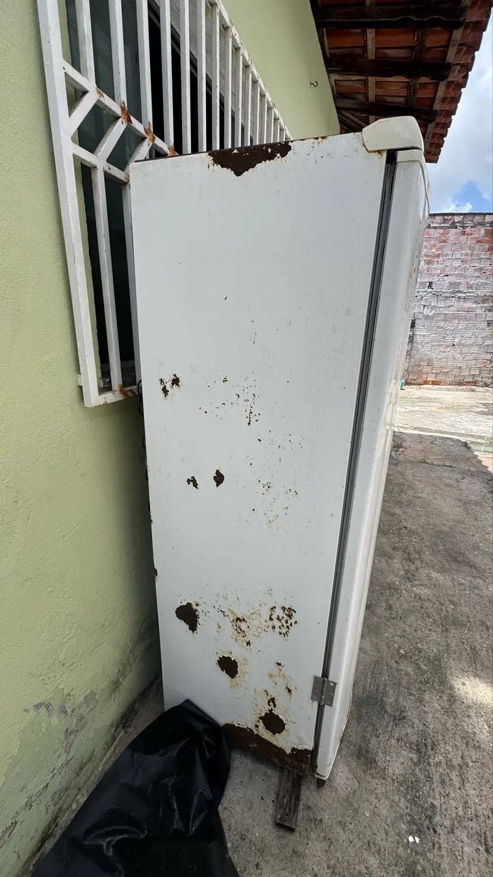 Freezer vertical cônsul 