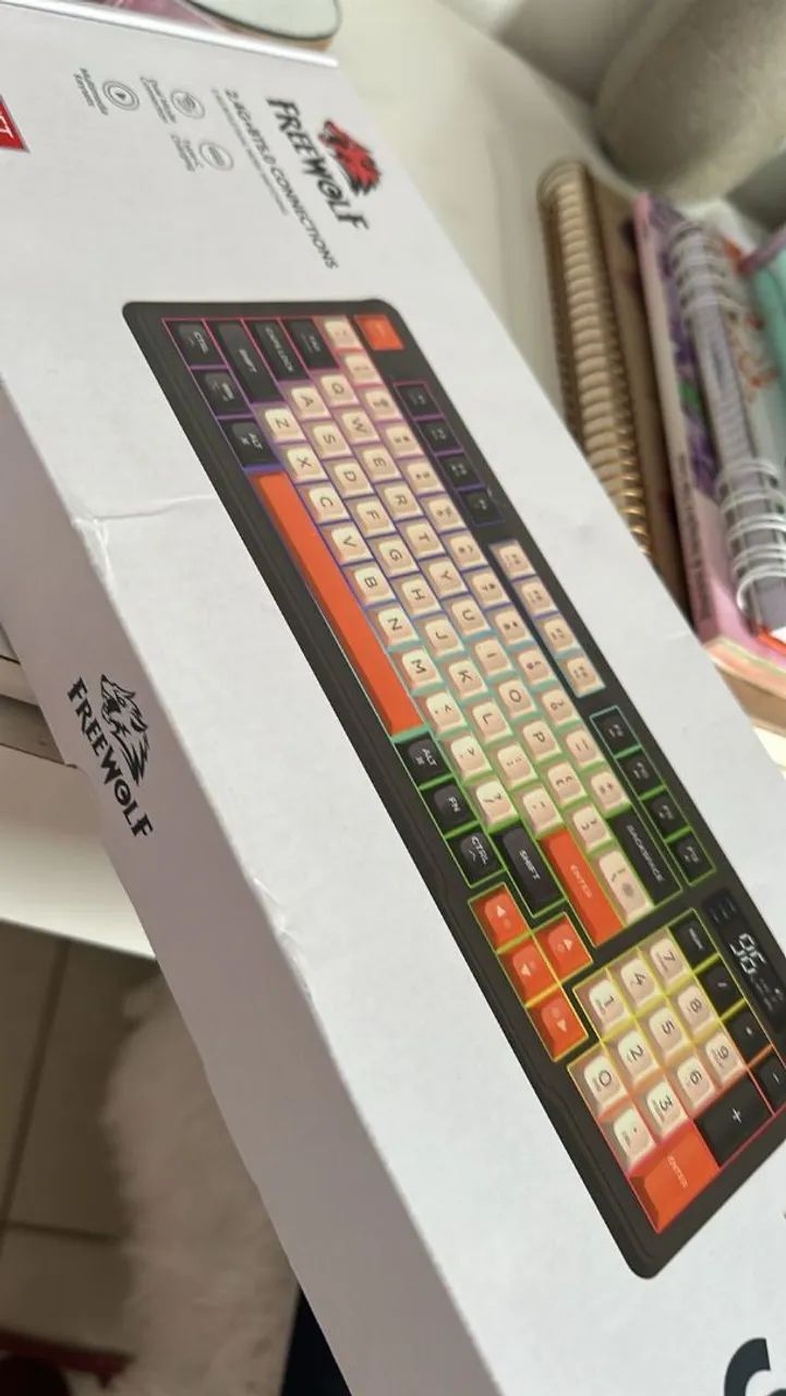 Teclado freewolf m96 novo  - Foto 3