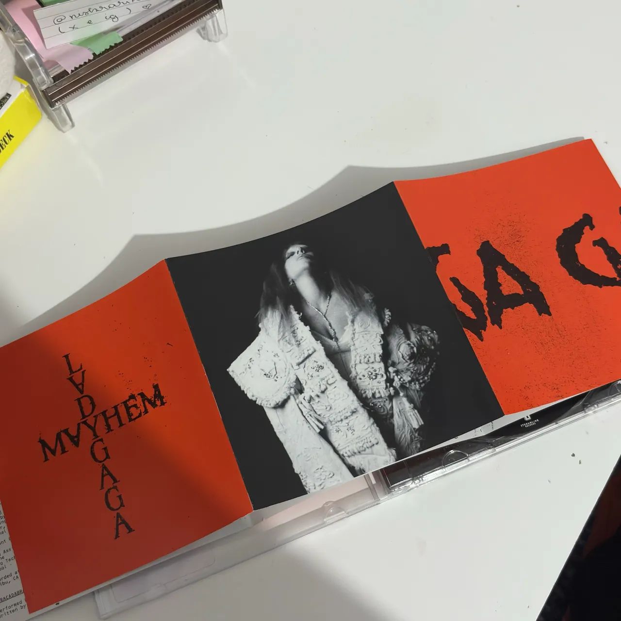 LADY GAGA CD MAYHEM IMPORTADO439274659875409923