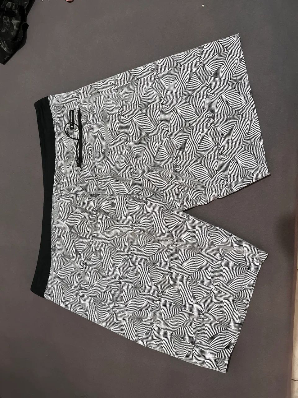 Bermuda mcd original  tamanho 42