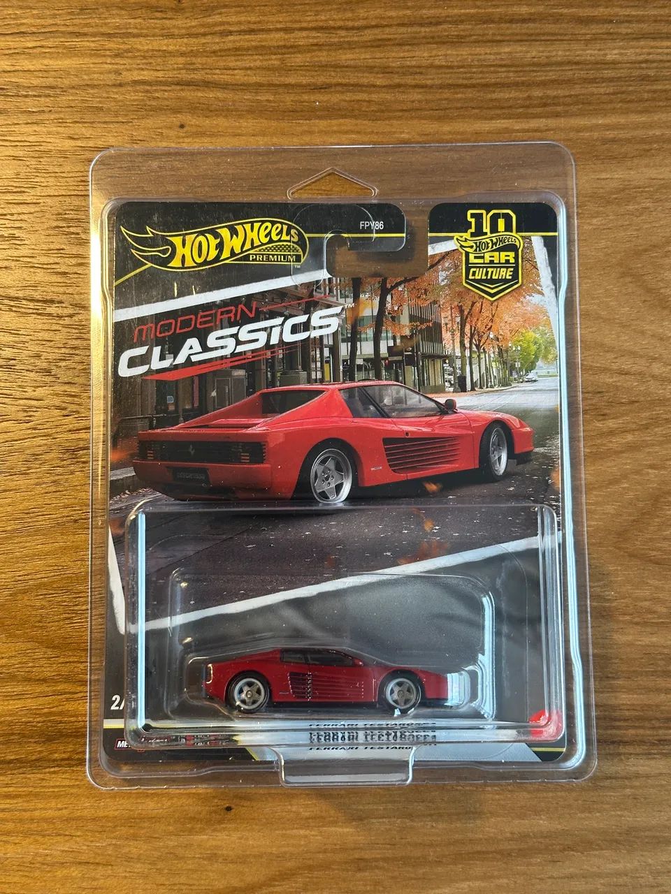 ホットウィール　Modern Classics セット　フェラーリ　テスタロッサ Hot Wheels Car Culture Modern Classics - Ferrari Testarossa - Com