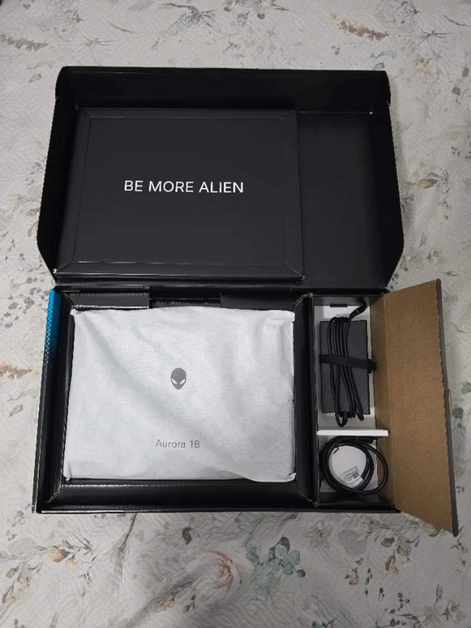 Notebook Alienware Aurora 16 | RTX 4050 | Core Ultra 5 210H | 16GB | 512GB - Foto 3