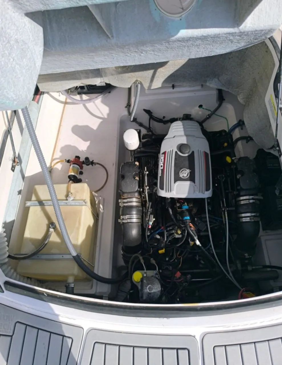 Vendo Lancha 2016 Nova( entrada 35 mil) - Foto 3