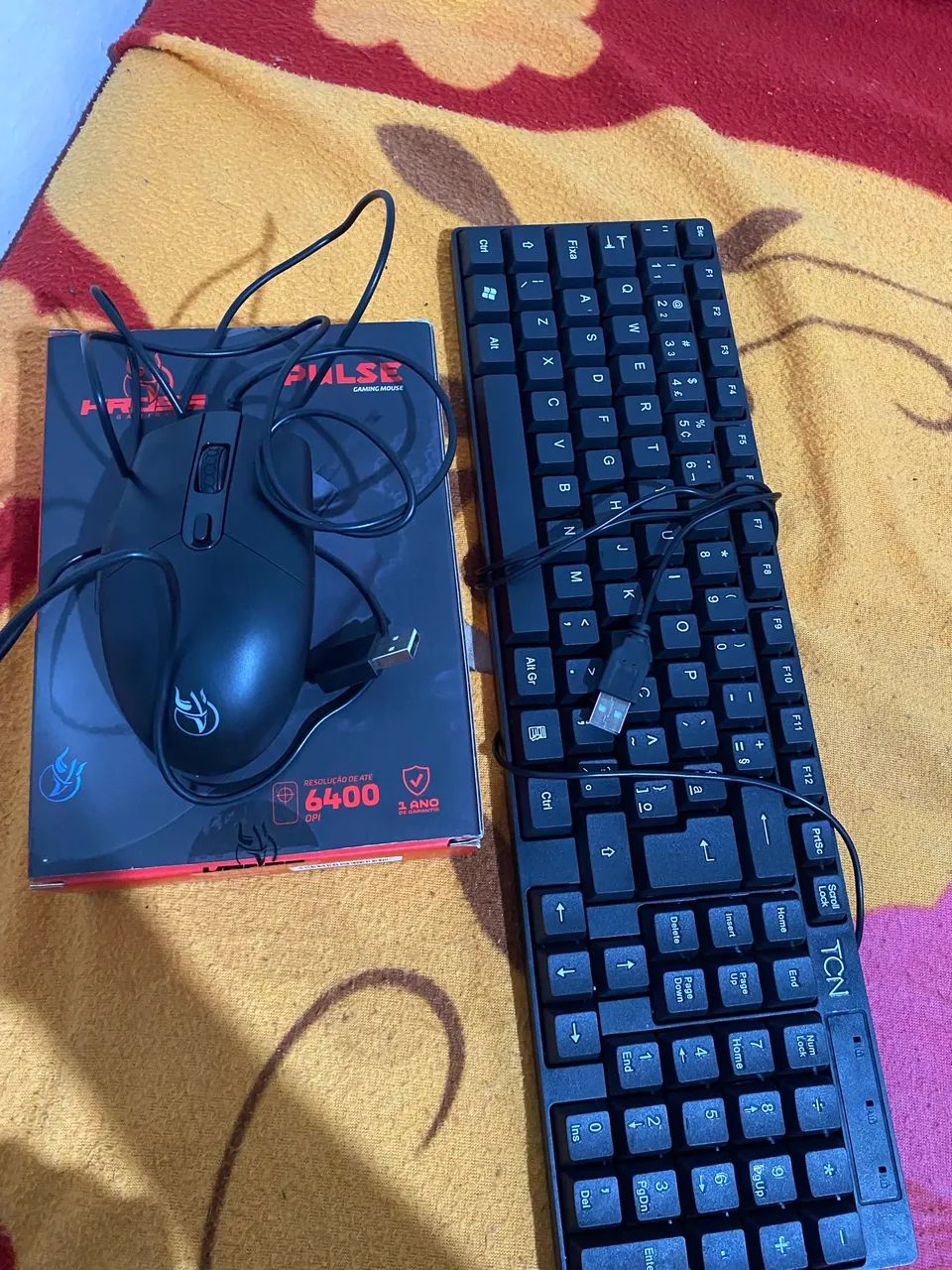 Vendo teclado e mouse