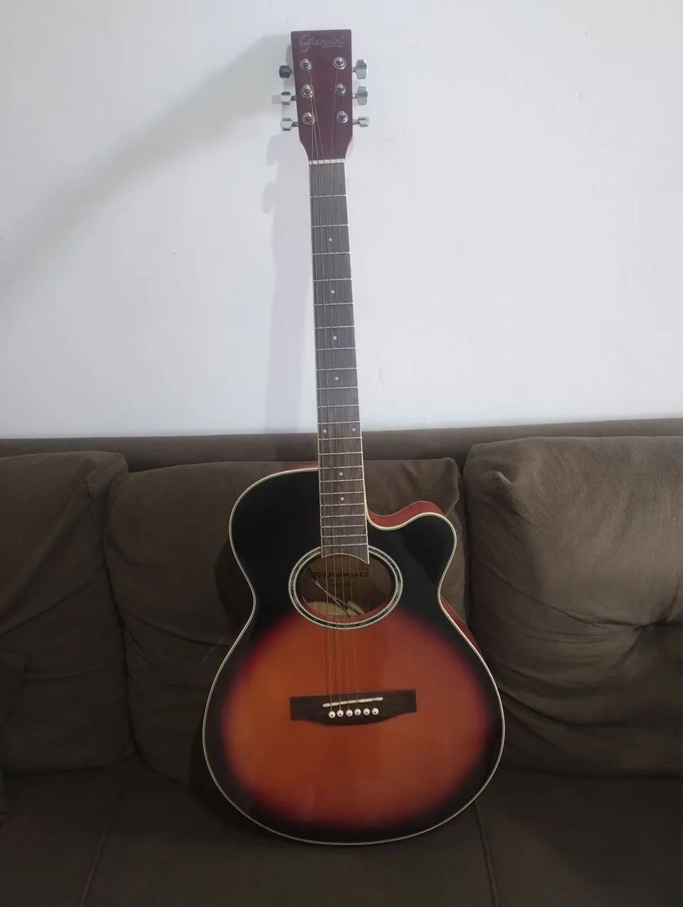 Violão elétrico Giannini 