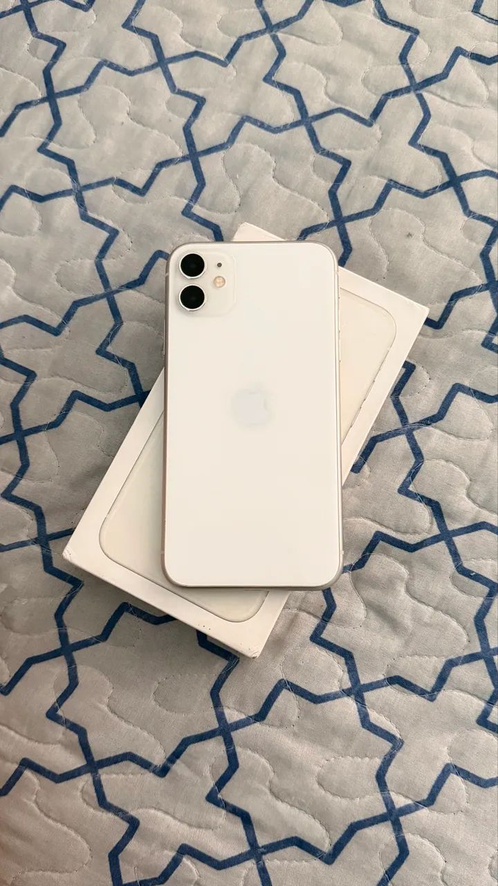 iPhone 11