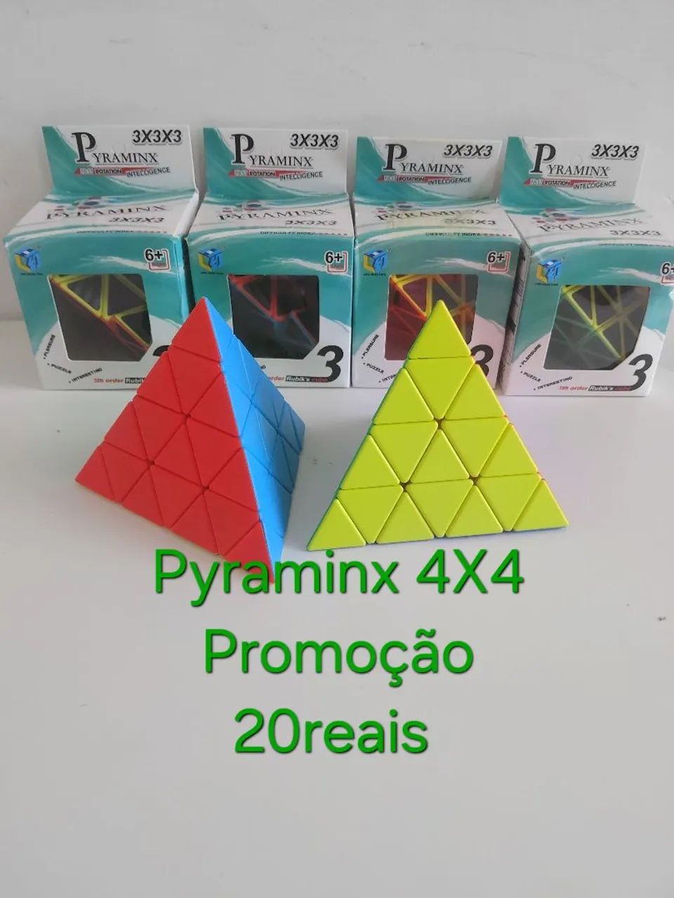 Cubo mágico pyraminx 4x4 