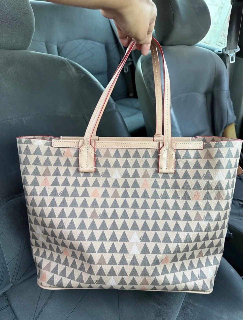 Bolsa Schutz Nina shopping  - Foto 3