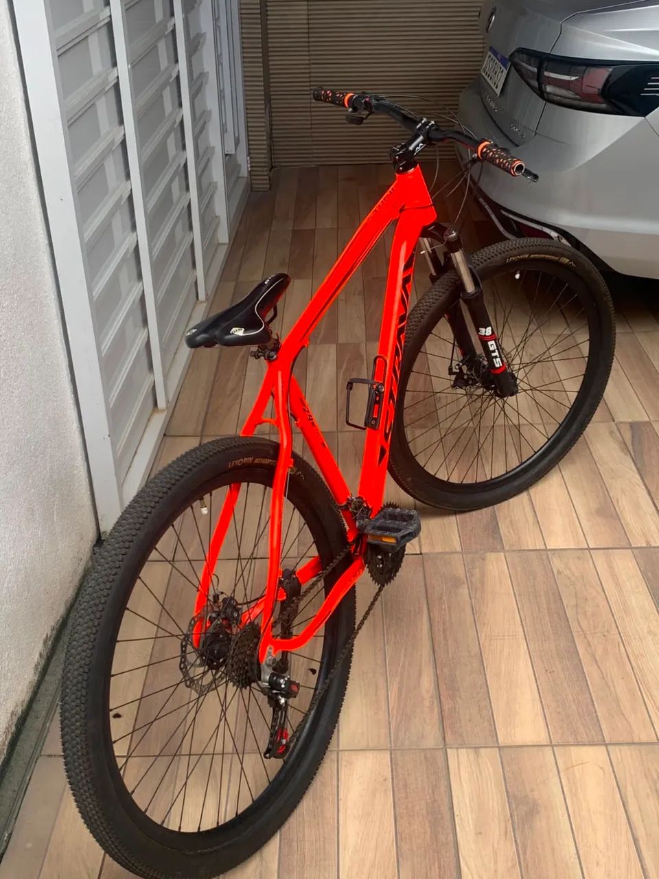 Bicicleta Strava nova 
