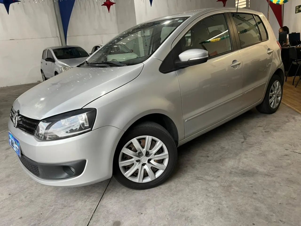 Volkswagen Fox Fox 1.0 Mi Total Flex 8V 3p 2014