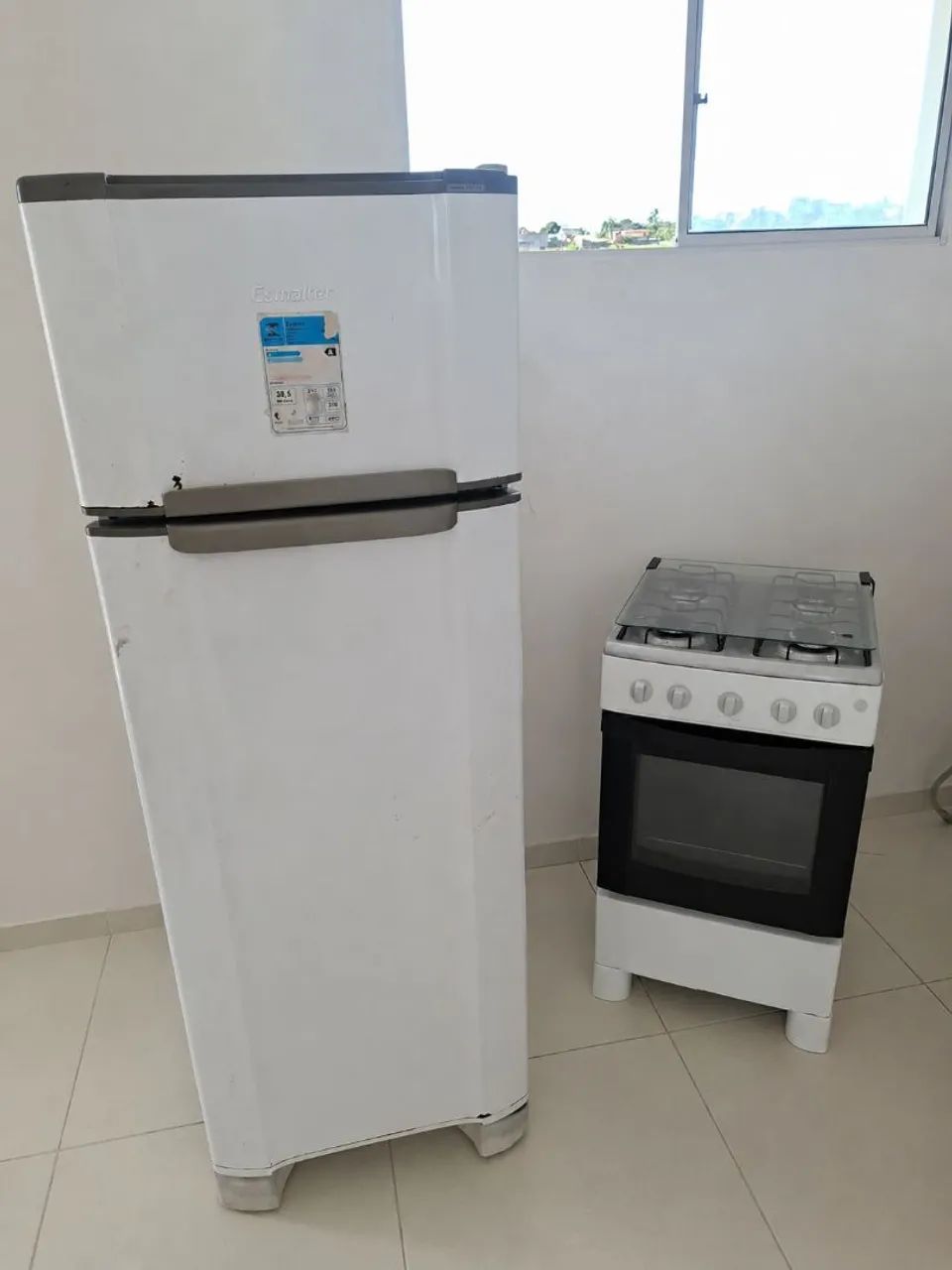 Geladeira e fogão