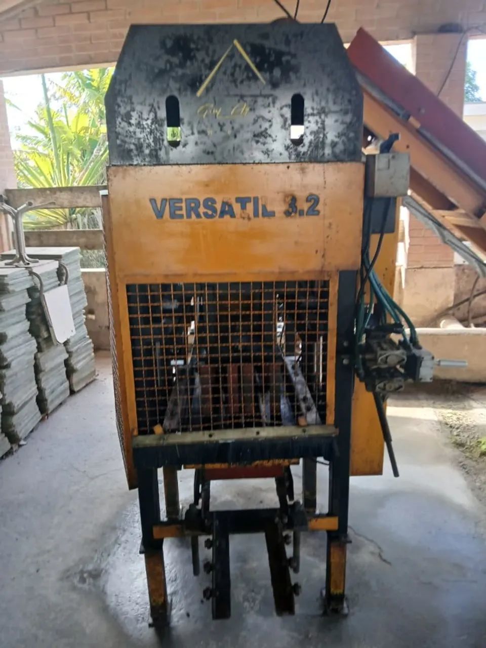 MÁQUINA DE BLOCOS - JARFEL VERSÁTIL 3.2 - Foto 2