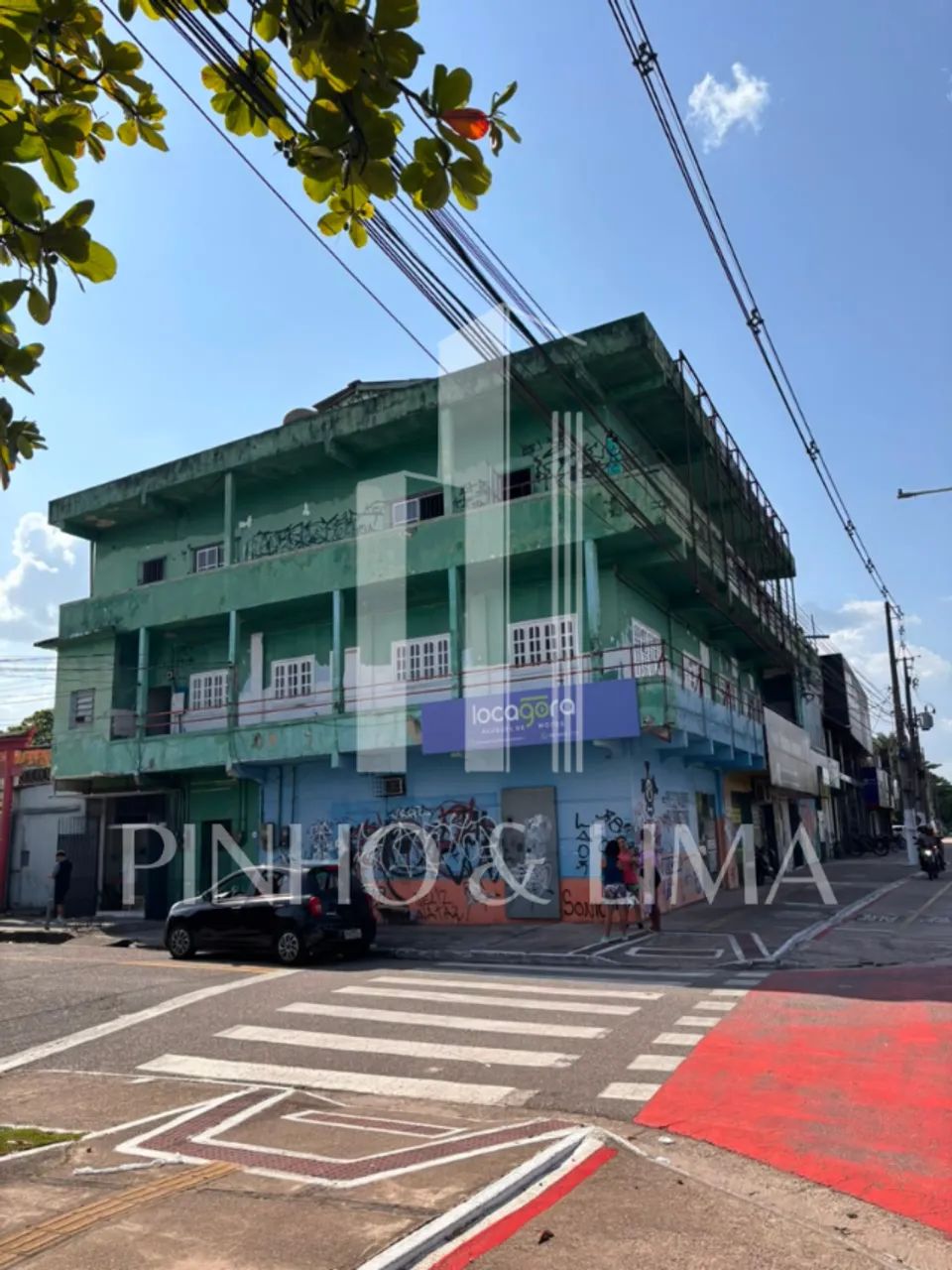 Imóvel p/ aluguel na Augusto Montenegro: loja térrea, esquina e 3 ambientes