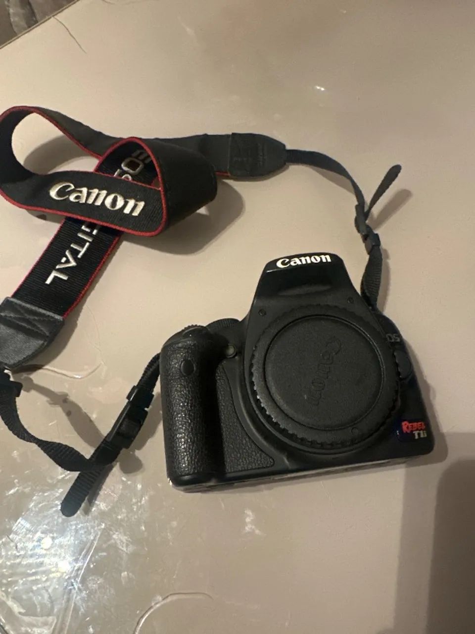 Cannon t1i para peça com defeito