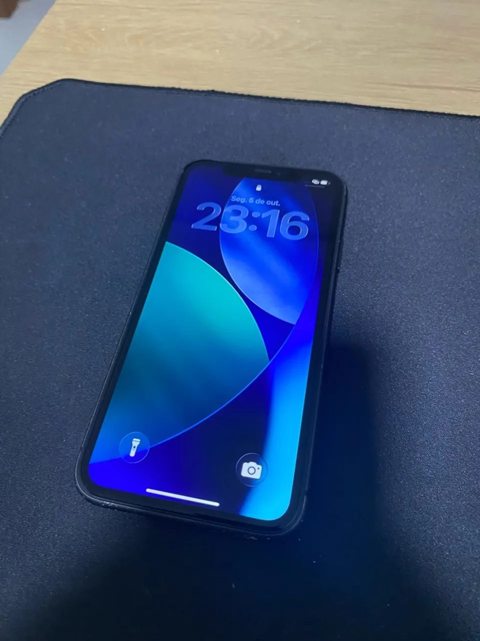 IPhone 11 Impecável + Kit carregador e capinha 