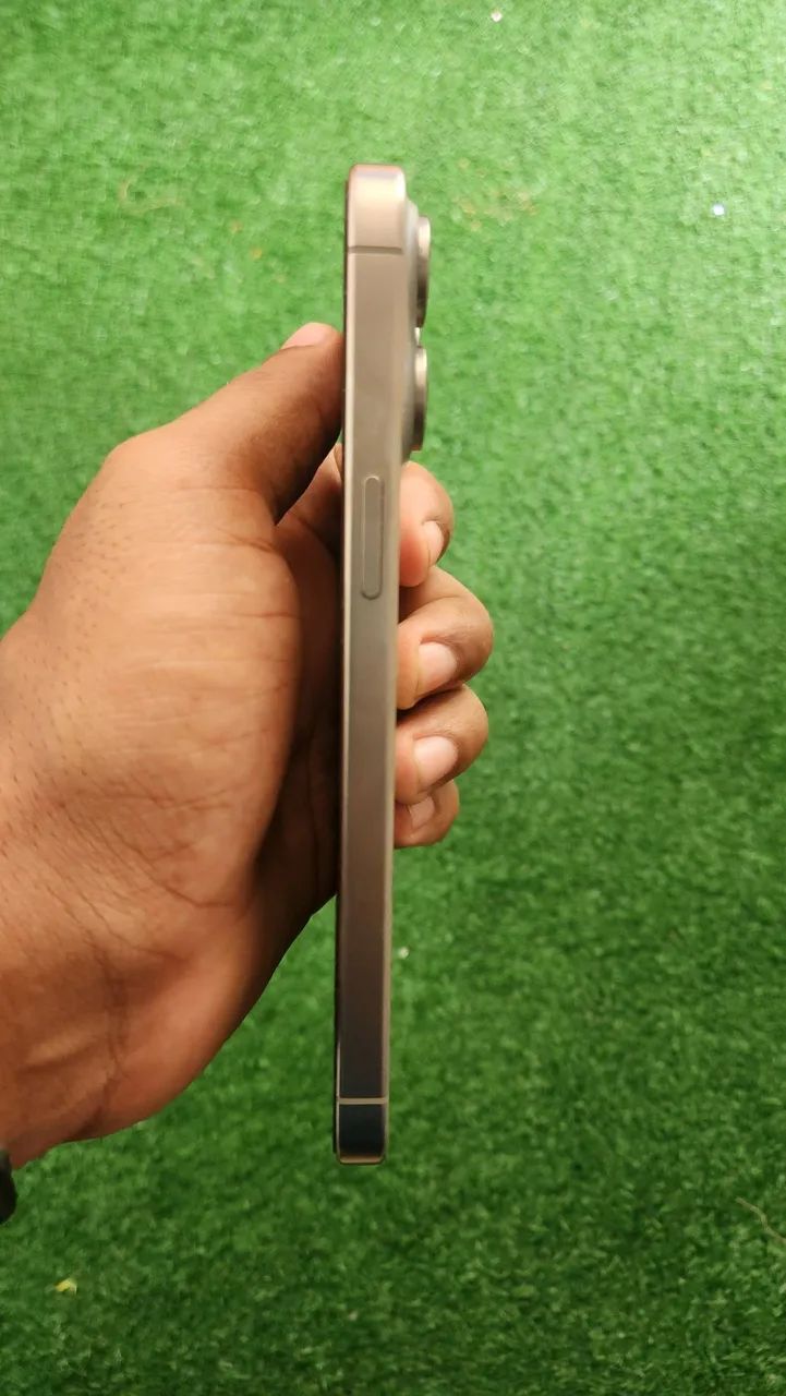 Iphone 15 pro max - Foto 3